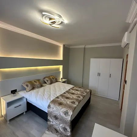 Hiddengarden Apartman *